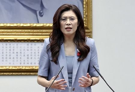  Taiwan President Urges Talks During KMT China Visit